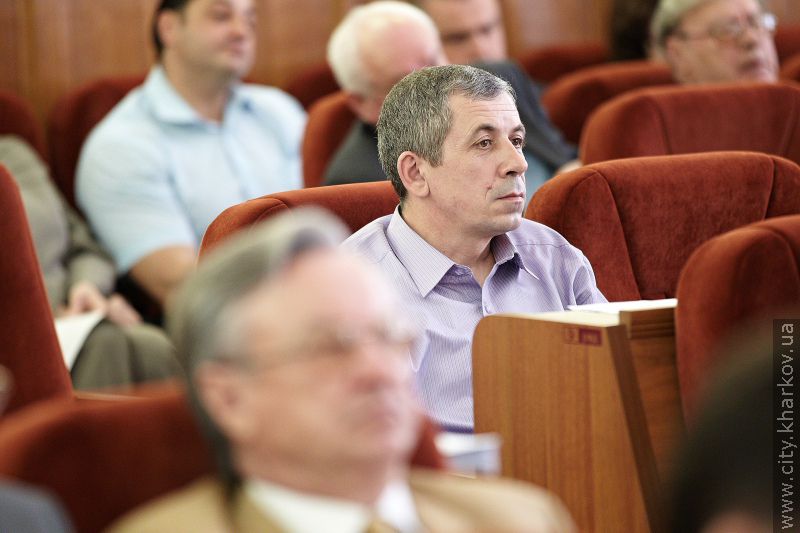 Пенсіонери платитимуть за вивезення сміття вдвічі менше (оновлено)