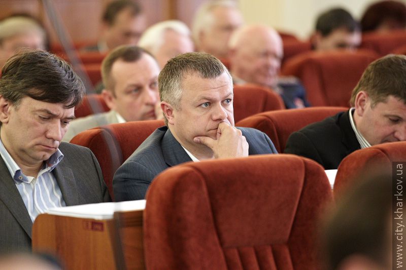 Пенсіонери платитимуть за вивезення сміття вдвічі менше (оновлено)