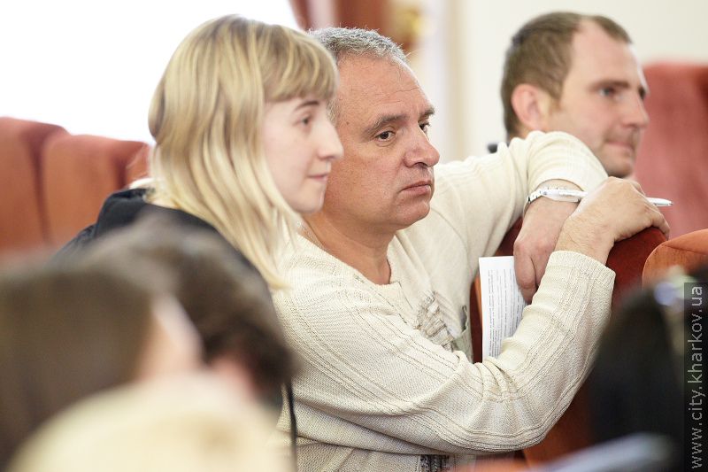 Пенсіонери платитимуть за вивезення сміття вдвічі менше (оновлено)