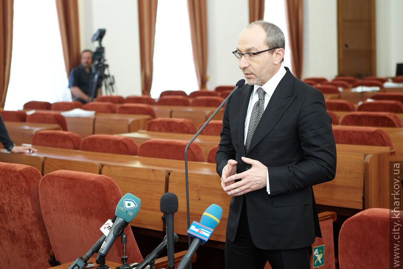 Пенсіонери платитимуть за вивезення сміття вдвічі менше (оновлено)