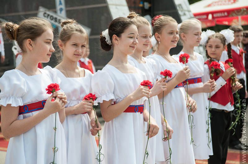 У місті проводять кіноуроки пам'яті «Вклонімося великим тим рокам»