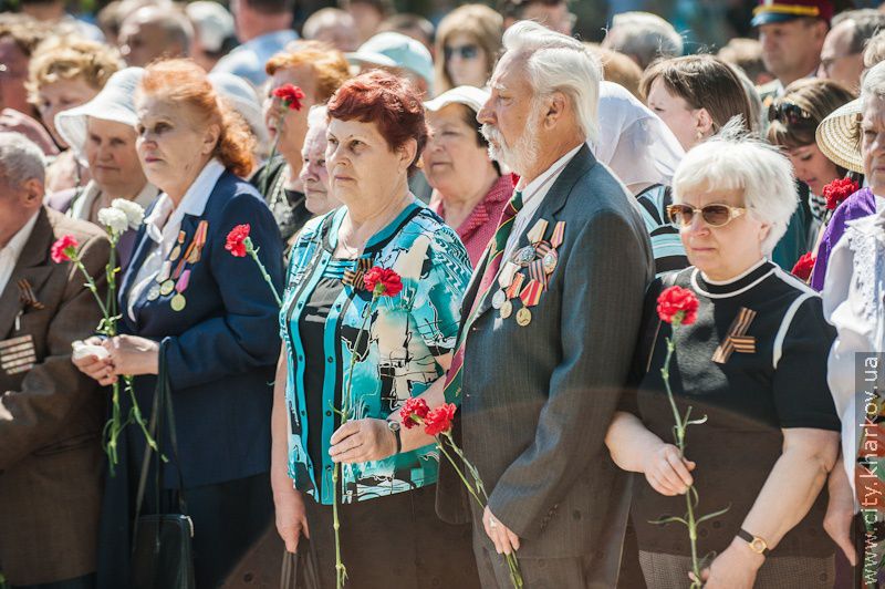 Біля братської могили у Фрунзенському районі пройшов траурний мітинг