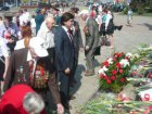 До пам'ятника Воїну-визволителю в Харкові поклали квіти (доповнено)