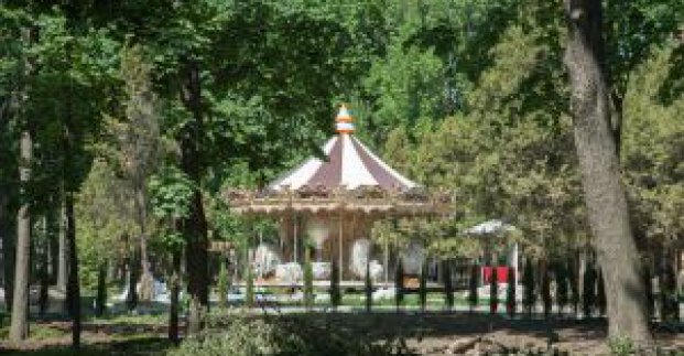 Оплачувати атракціони в парку Горького будуть картками (додано фотогалерею)