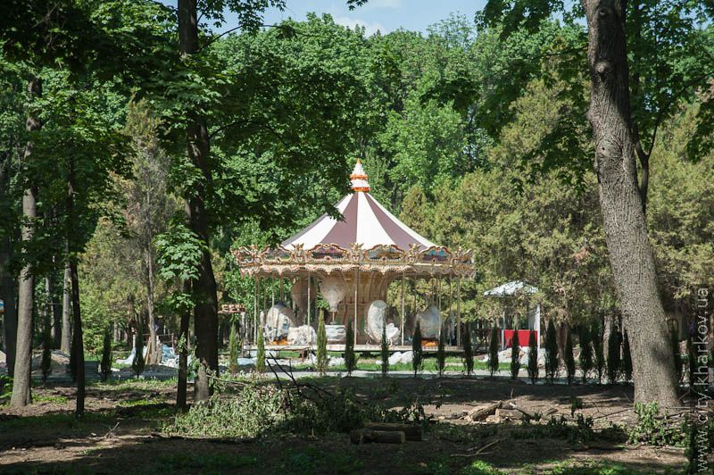Оплачувати атракціони в парку Горького будуть картками (додано фотогалерею)