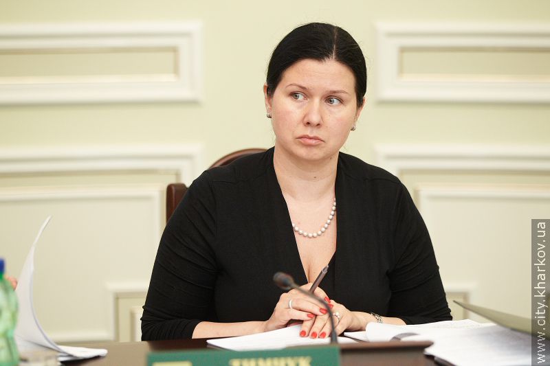 Своєчасну виплату зарплати і сплату податків контролюватимуть міські комісії