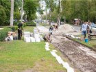 На Олексіївці впорядковують територію дитячої поліклініки №4