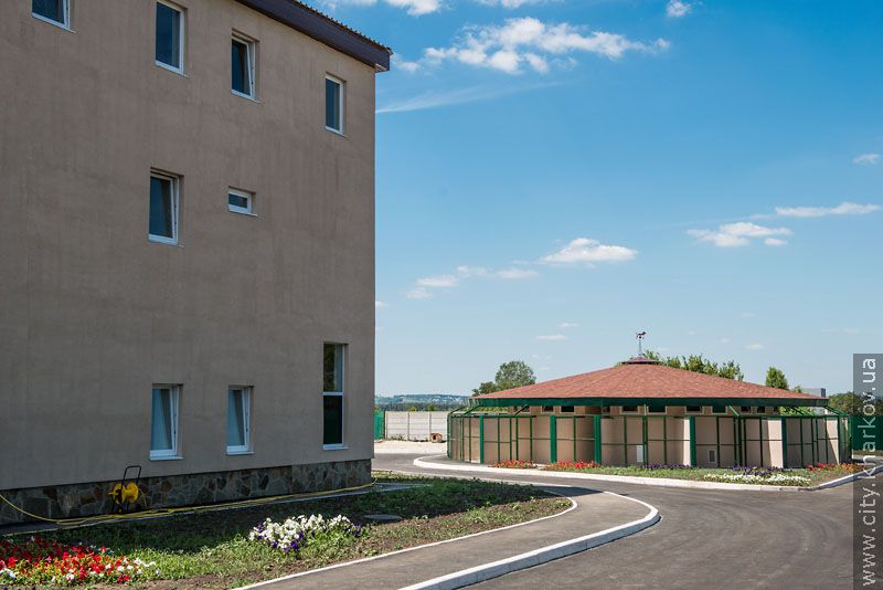Німецький експерт високо оцінив роботу харківського притулку для тварин