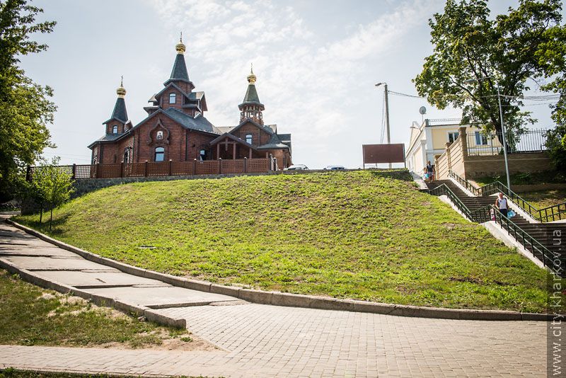 У Саржиному яру до Дня міста з'явиться квітковий годинник