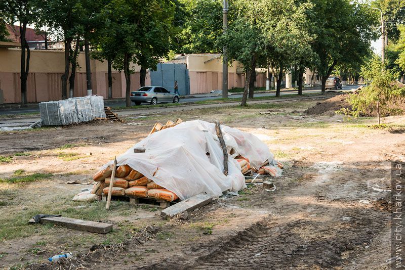 У Харкові масово реконструюють парки та сквери
