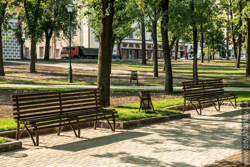 У Харкові масово реконструюють парки та сквери