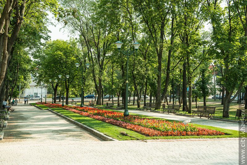 У Харкові масово реконструюють парки та сквери
