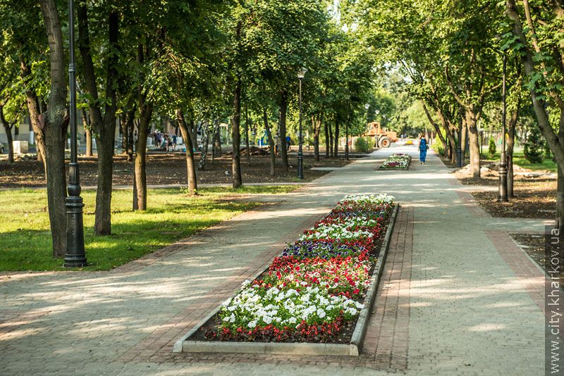 У Харкові масово реконструюють парки та сквери