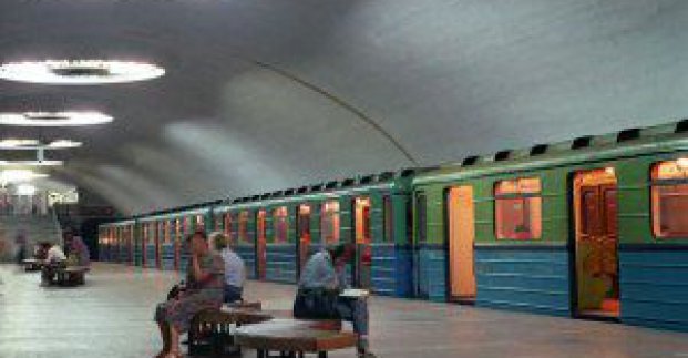 Вихід з метро в бік «Турбоатома» тимчасово закриють