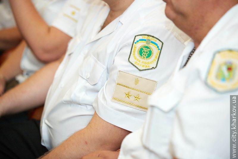 Геннадій Кернес привітав податківців із професійним святом