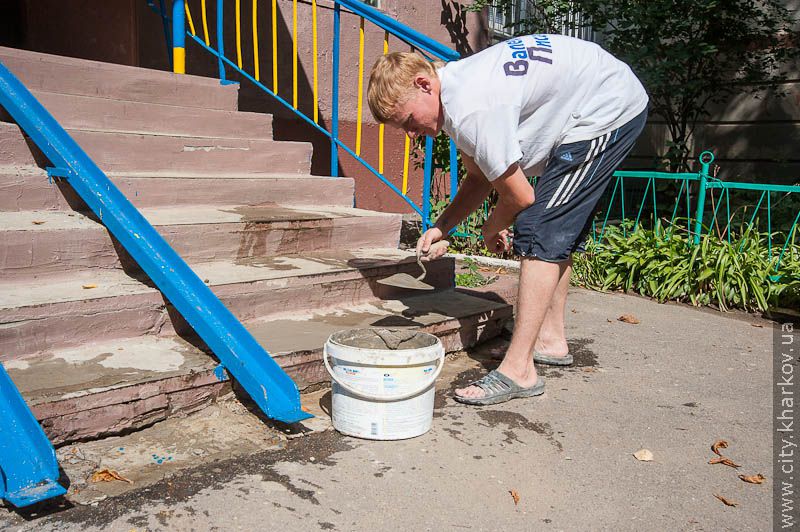Цього року місто спільно з провайдерами відремонтує 800 входів у під'їзди