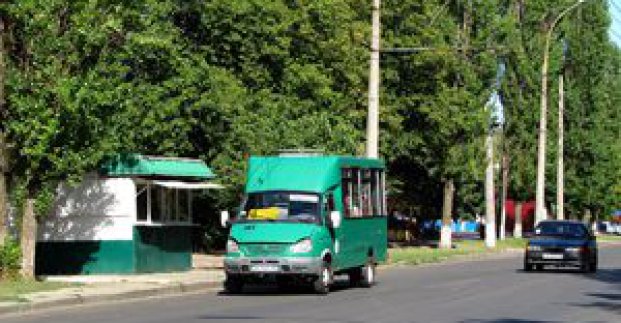 Водіїв-порушників харківських маршруток будуть переучувати
