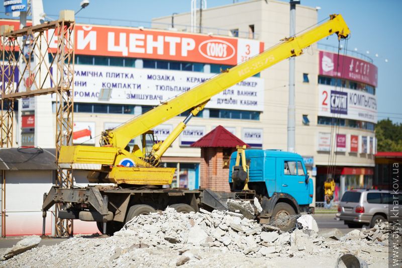 У сквері по вулиці 23 Серпня пройшов суботник