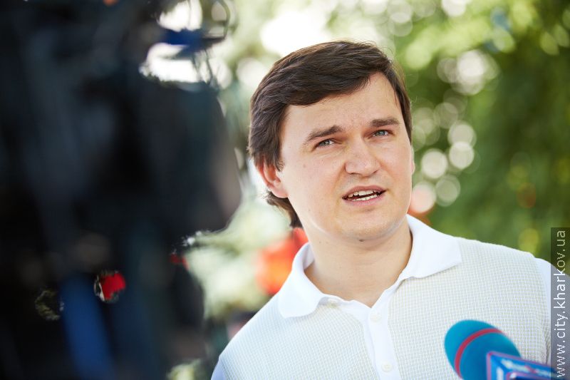 Сквер по вулиці 23 Серпня огородять