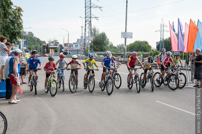 У Харкові відбулися всеукраїнські змагання з велоспорту