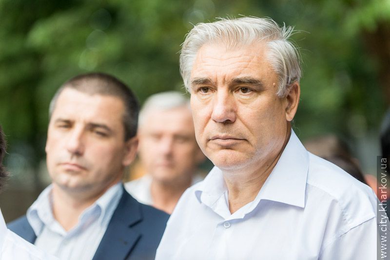 Геннадій Кернес оглянув благоустрій мікрорайону «Інститут низьких температур»