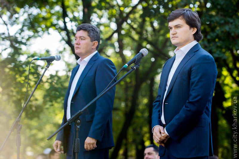 До Дня міста в саду імені Шевченка відкрилася фотовиставка