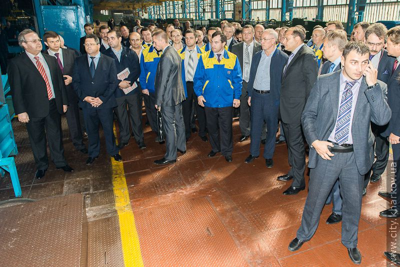 Уряд погасив борги із зарплати на заводі імені Шевченка
