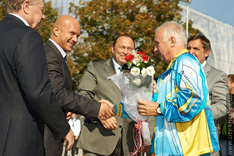 Kharkiv Paralympic sportsmen were honoured in Constitution square