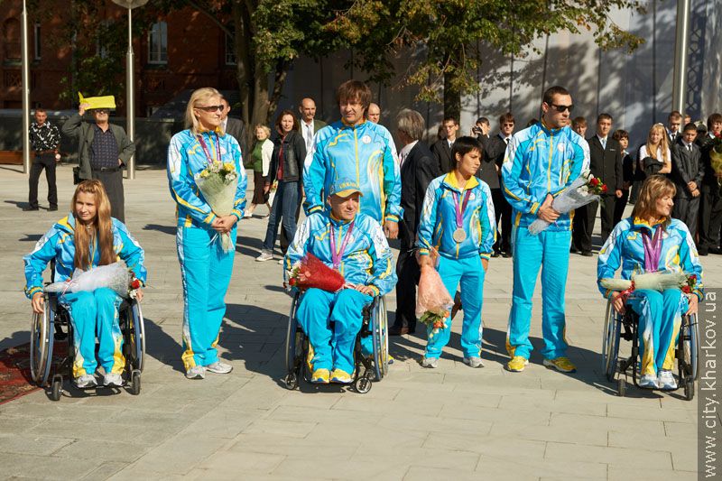 Kharkiv Paralympic sportsmen were honoured in Constitution square