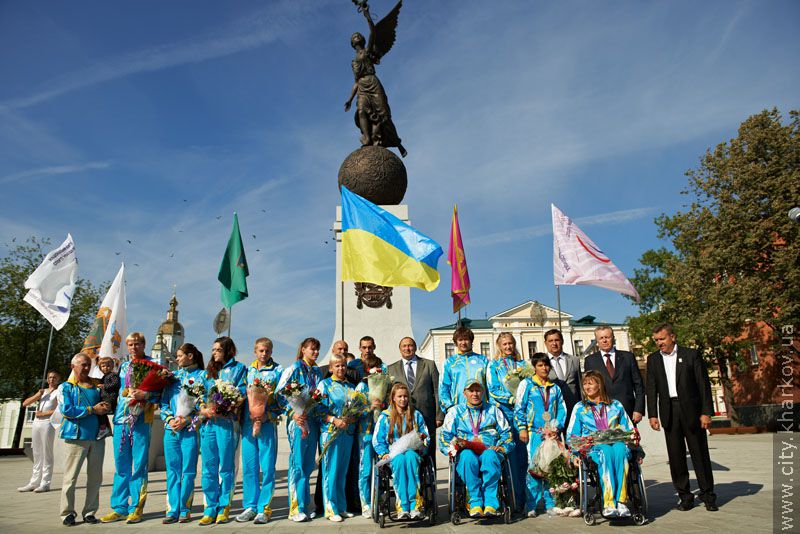 Kharkiv Paralympic sportsmen were honoured in Constitution square