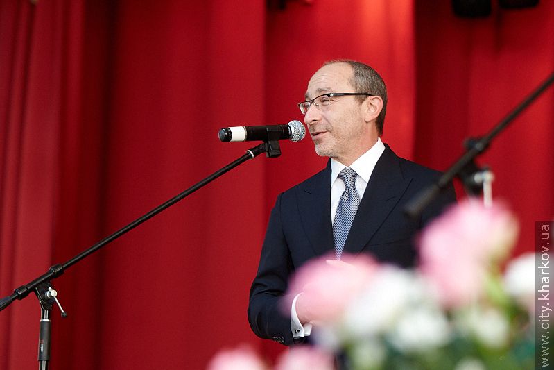 Геннадій Кернес привітав колектив «Турбоатома» з Днем машинобудівника