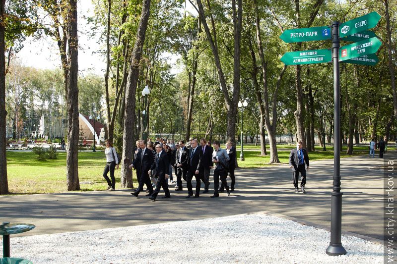Представники ЄБРР високо оцінили реконструйований парк імені Горького