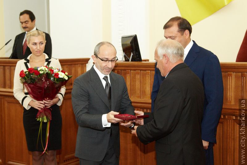 Низку харків'ян нагородили Почесними грамотами міської ради