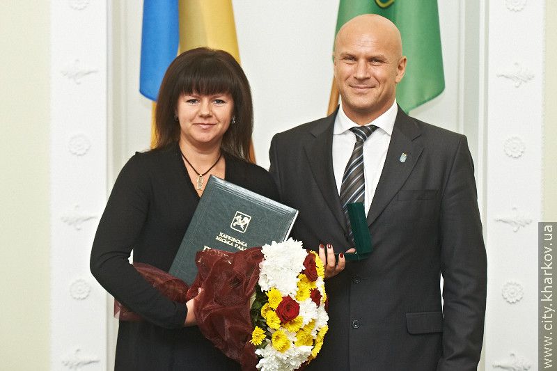 Харків'ян, які зробили внесок у підготовку Євро-2012, нагородили почесними грамотами