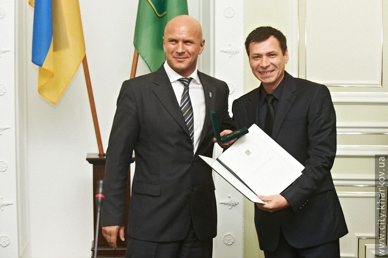 Харків'ян, які зробили внесок у підготовку Євро-2012, нагородили почесними грамотами