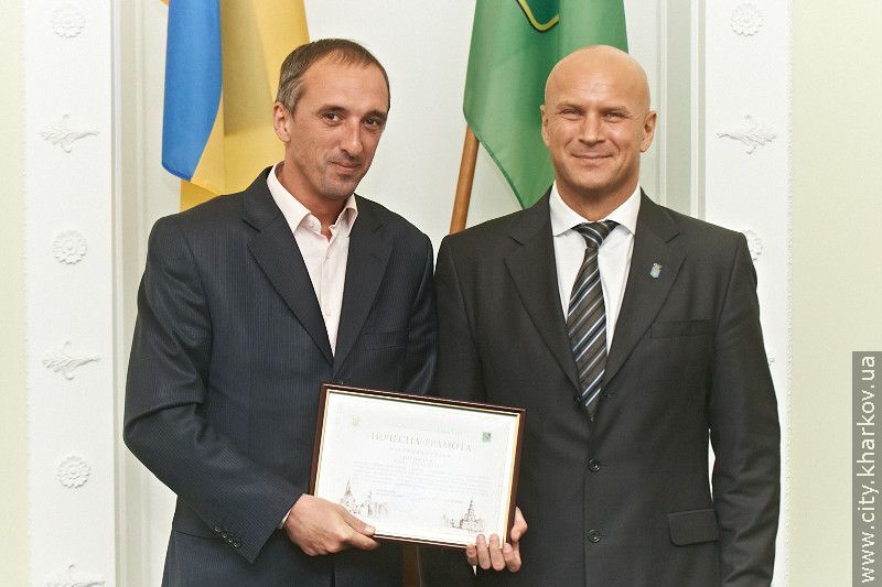 Харків'ян, які зробили внесок у підготовку Євро-2012, нагородили почесними грамотами