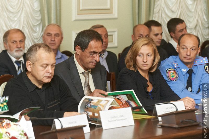 Харків'ян, які зробили внесок у підготовку Євро-2012, нагородили почесними грамотами