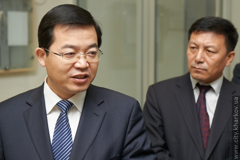 Chinese delegation visited Unified Licensing center in Kharkiv