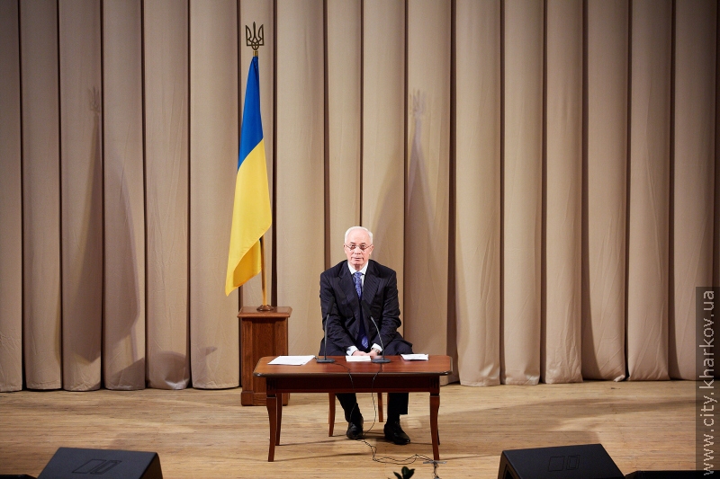 Прем'єр-міністр високо оцінив розвиток інфраструктури Харкова