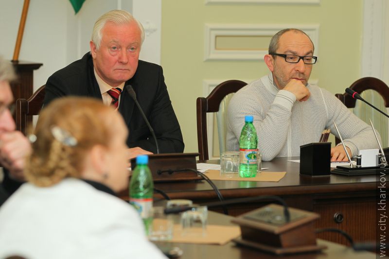 Всі роботи з реконструкції старої будівлі Харківського аеропорту повинні бути припинені