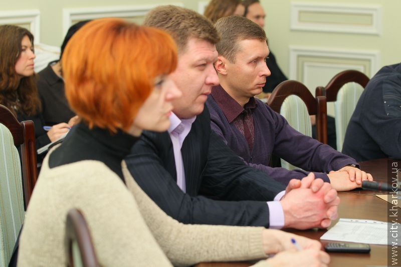 Всі роботи з реконструкції старої будівлі Харківського аеропорту повинні бути припинені