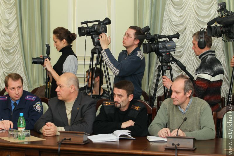 Всі роботи з реконструкції старої будівлі Харківського аеропорту повинні бути припинені