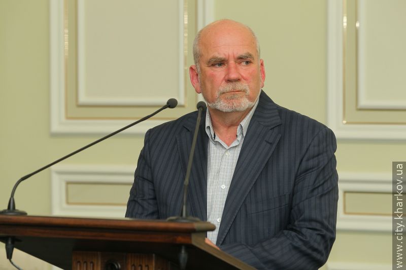 Всі роботи з реконструкції старої будівлі Харківського аеропорту повинні бути припинені