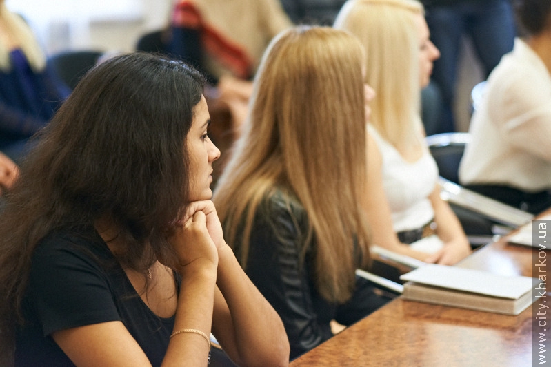Юракадемія підписала угоду з роботодавцями про працевлаштування випускників