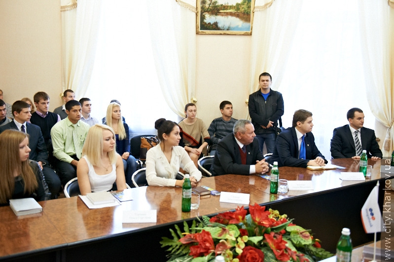Юракадемія підписала угоду з роботодавцями про працевлаштування випускників