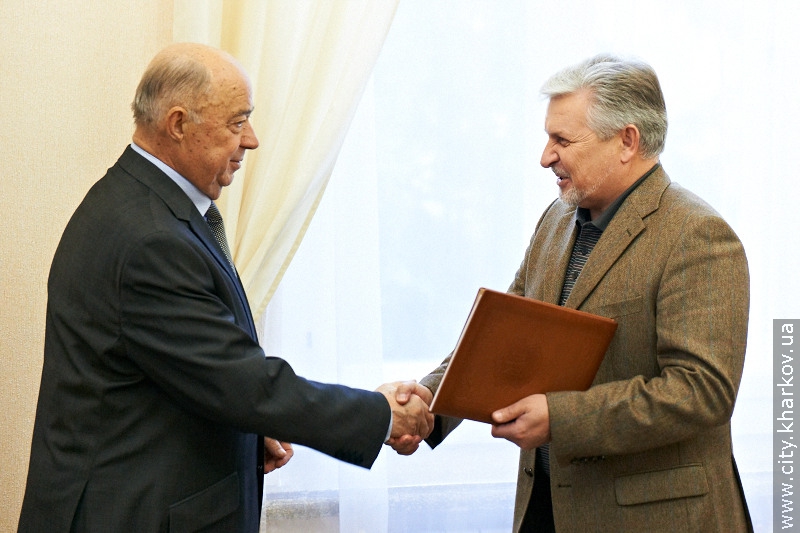 Юракадемія підписала угоду з роботодавцями про працевлаштування випускників