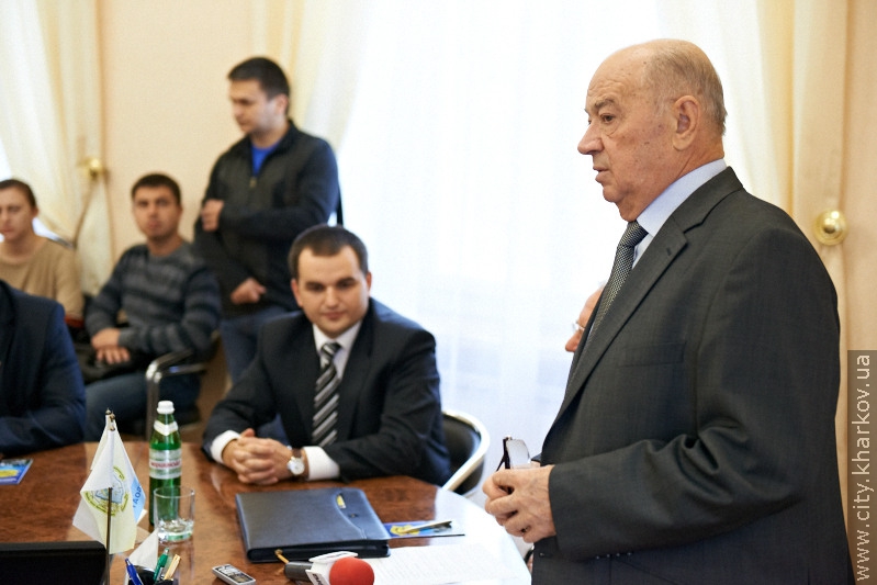 Юракадемія підписала угоду з роботодавцями про працевлаштування випускників