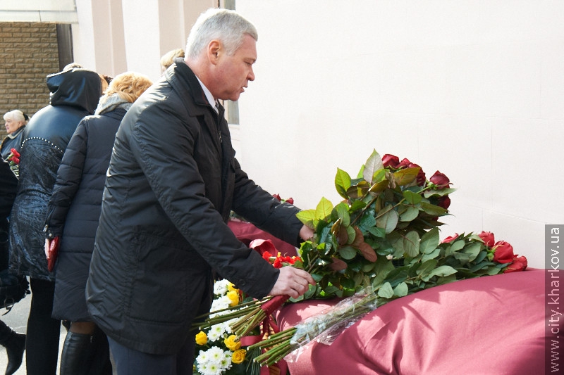 У Харкові відкрили меморіальні дошки Анатолієві Бугайцю (оновлено)