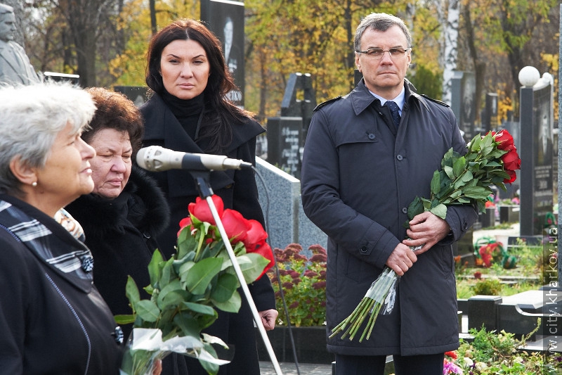 У Харкові відкрили меморіальні дошки Анатолієві Бугайцю (оновлено)