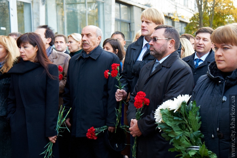У Харкові відкрили меморіальні дошки Анатолієві Бугайцю (оновлено)